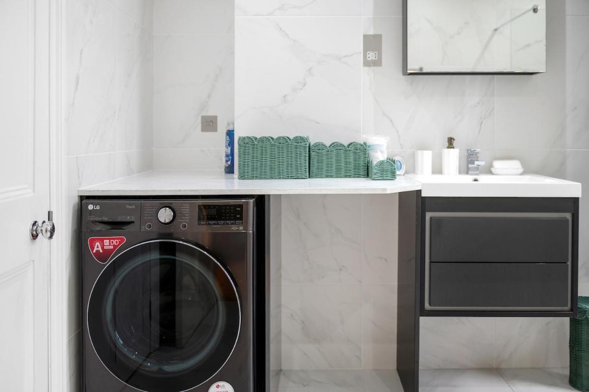 Vakantiehuis New Stylish 3-bed Pimlico House Near Big Ben Londen