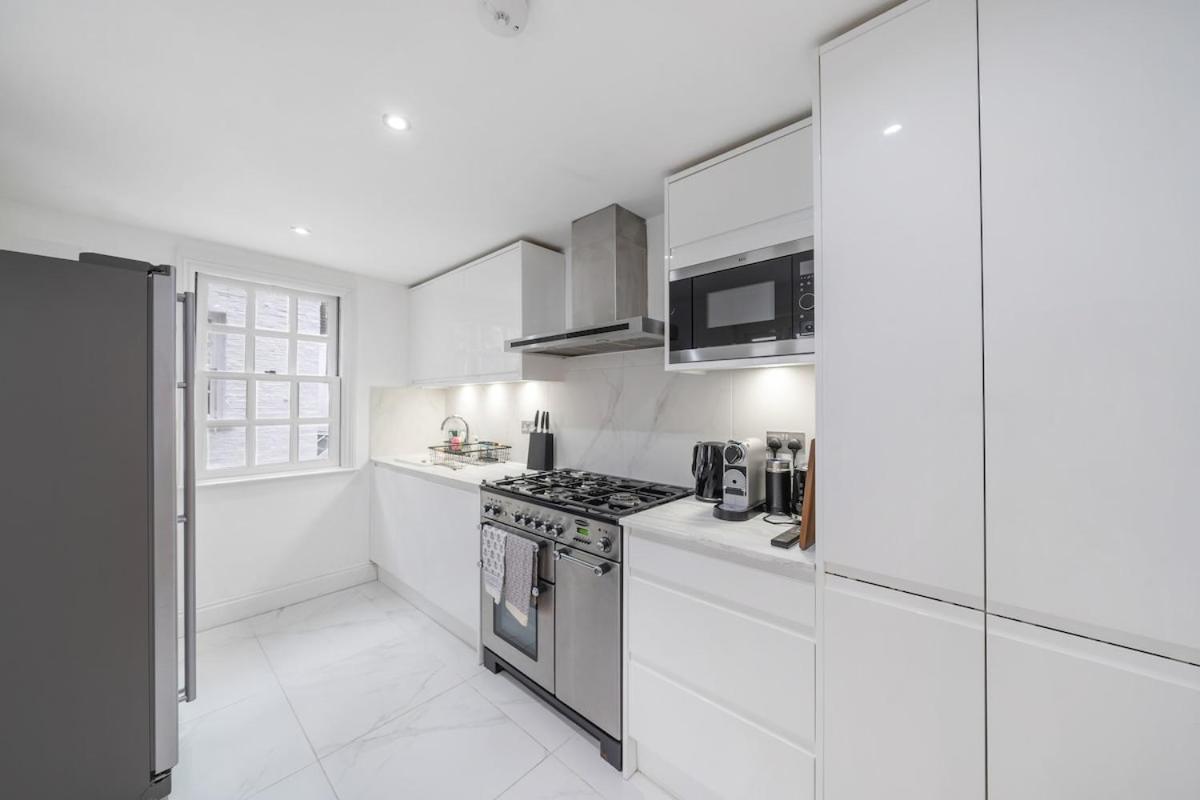 Vakantiehuis New Stylish 3-bed Pimlico House Near Big Ben *