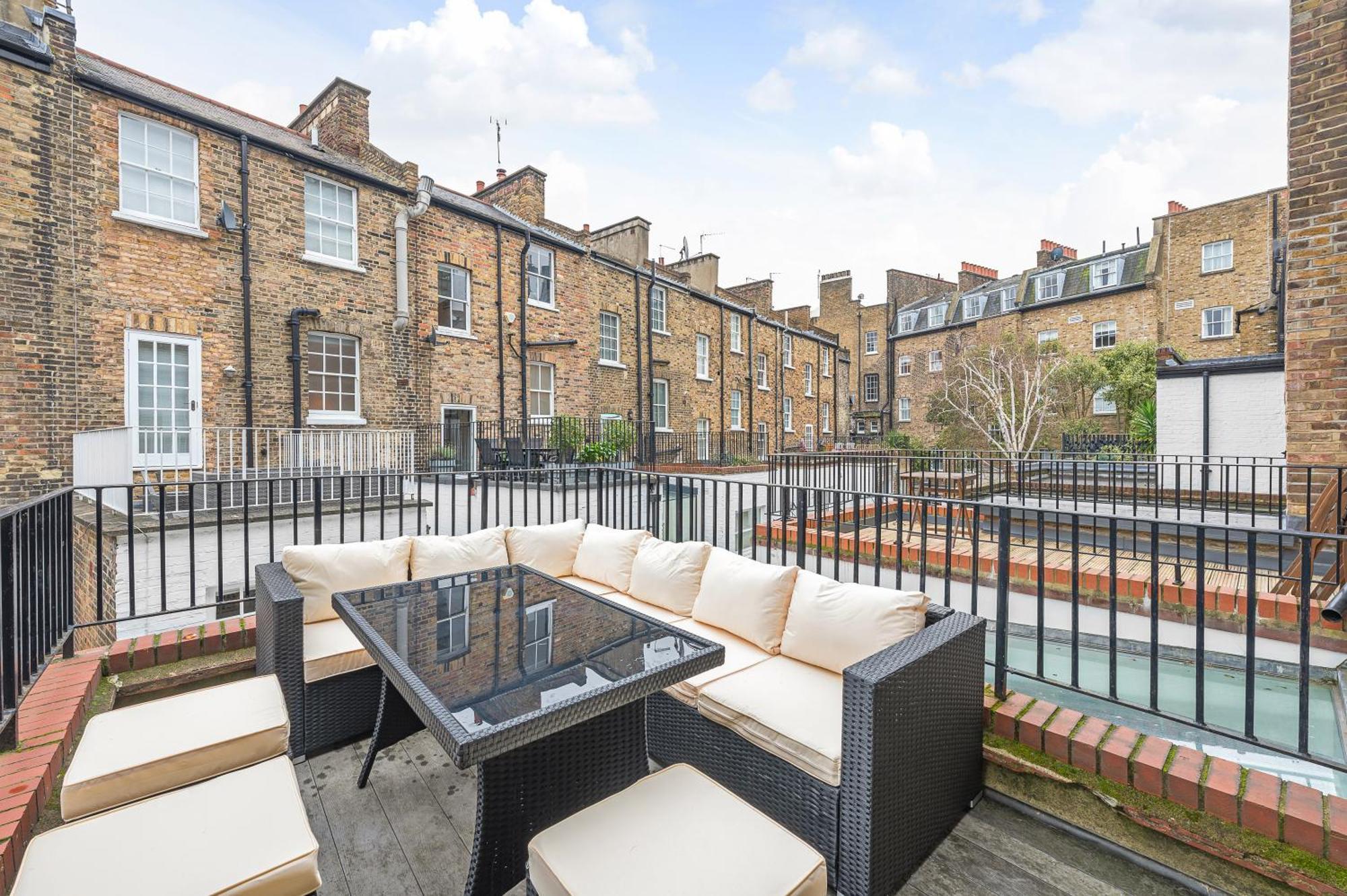 New Stylish 3-bed Pimlico House Near Big Ben Vakantiehuis *